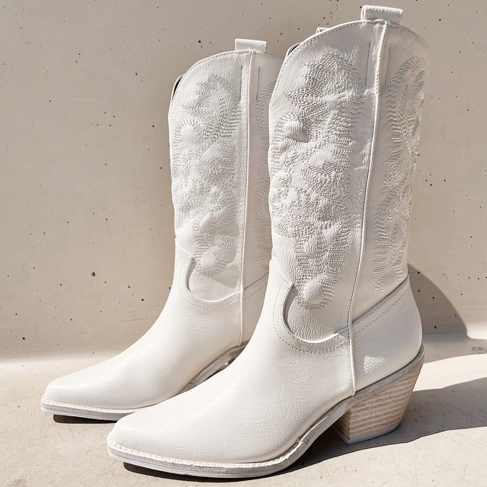 NEW White Cowboy Western Embroidered Stitch Pointy Toe Block Heel Mid Calf Boots - Picture 7 of 13